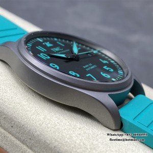M+F  Mark XX Mercedes-AMG PETRONAS TI/RU Blk MY9015 - Image 9