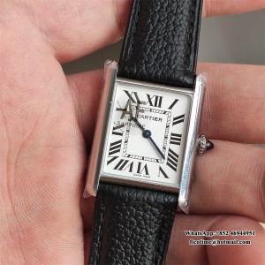 AF Quartz Tank Must 33.7x25.5mm  White Dial Black Leather Strap - Image 7