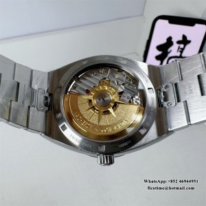 8F A5100 Overseas 4500V 41mm Silver Dial SS Bracelet - Image 6