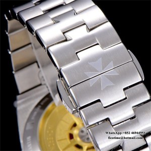 8F A5100 Overseas 4500V 41mm White Dial SS Bracelet - Image 4