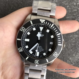 XF A2824 Black Pelagos 42MM  Gray Titanium Bracelet - Image 2