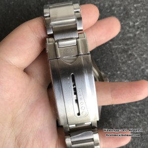 XF A2824 Black Pelagos 42MM  Gray Titanium Bracelet - Image 9