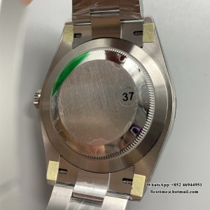 VSF VS3230 Explorer I 224270 40mm  Black Dial SS Bracelet - Image 2