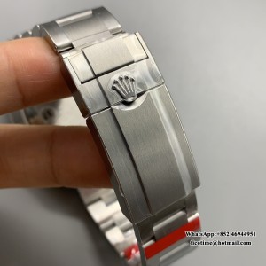 VSF VS3230 Explorer I 224270 40mm  Black Dial SS Bracelet - Image 3