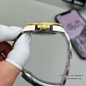 VSF Sea-Dweller 126603 43MM YG/SS Black Dial YG/SS Bracelet VS3235 - Image 2