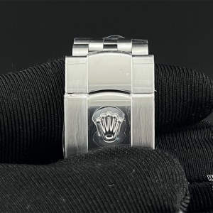 VSF VS3235 DateJust 41mm 126300 Smooth Bezel Blue Dial Jubilee Bracelet - Image 3