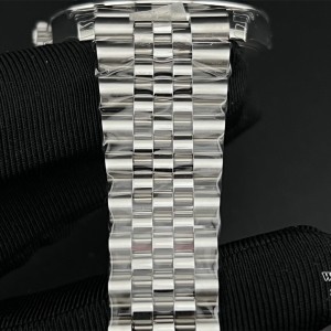 VSF VS3235 DateJust 41mm 126300 Smooth Bezel Mint Green Dial Jubilee Bracelet - Image 2