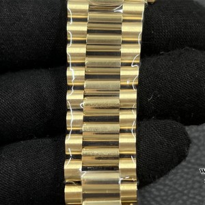 GMF A2836 Tungsten DayDate 40MM YG Silver Dial Roma Marker YG President Bracelet - Image 2