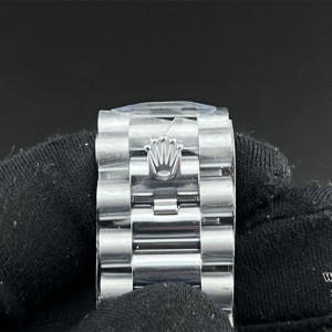 GMF A2836 DayDate 40MM White Dial Roma Marker President Bracelet - Image 3