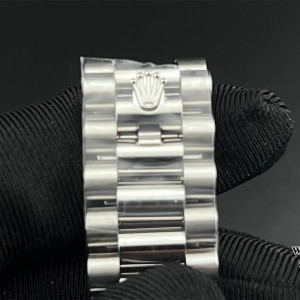 GMF A3255 DayDate 40MM White Dial Roma Marker President Bracelet - Image 3