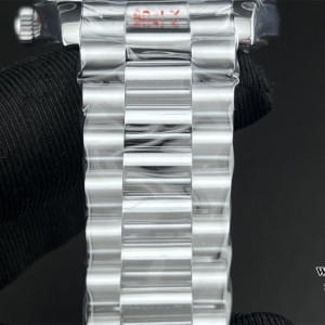 QF Gain Weight V6 A2836 DayDate 40MM Black Dial President Bracelet - Image 2