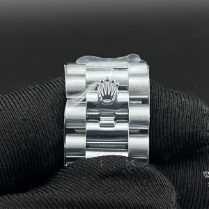 QF Gain Weight V6 A2836 DayDate 40MM Black Dial President Bracelet - Image 3