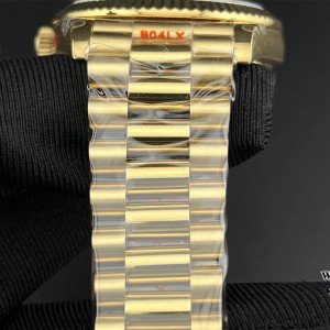 QF Gain Weight V6 A2836 DayDate 40MM RG White Dial Roma Marker President Bracelet - Image 2