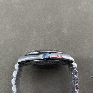 QF Gain Weight V6 A2836 DayDate 40MM White Dial Roma Marker President Bracelet - Image 3