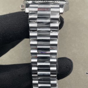 QF Gain Weight V6 A2836 DayDate 40MM White Dial Roma Marker President Bracelet - Image 6