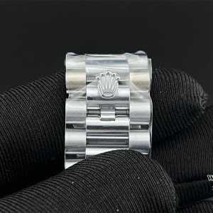 QF Gain Weight V6 A2836 DayDate 40MM Gradual Blue Dial President Bracelet - Image 3