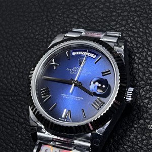 QF Gain Weight V6 A2836 DayDate 40MM Gradual Blue Dial President Bracelet - Image 6