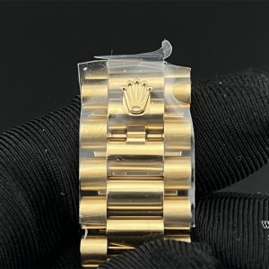 QF Gain Weight V6 A2836 DayDate 40MM Gradual Green Dial President Bracelet - Image 3