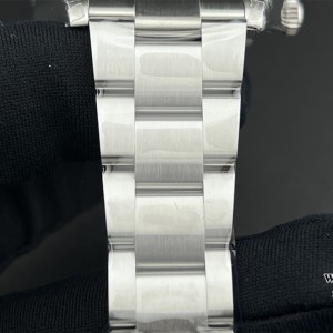VSF DD3230 Oyster Perpetual 41mm Silver Dial Oyster Bracelet - Image 9