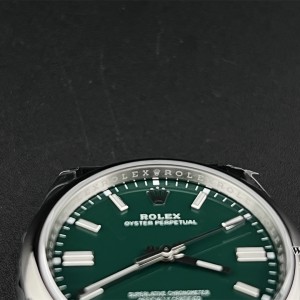 VSF DD3230 Oyster Perpetual 36mm Green Dial Oyster Bracelet - Image 2