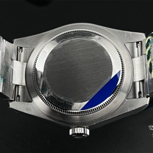 ZF A2824 Skydweller 42mm Green Dial Oyster Bracelet - Image 5