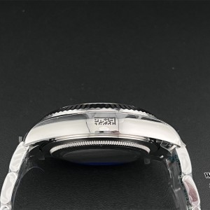 ZF A2824 Skydweller 42mm White Dial Oyster Bracelet - Image 8
