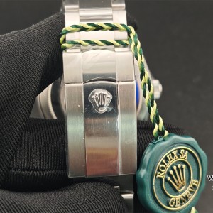 ZF A2824 Skydweller 42mm Blue Dial Oyster Bracelet - Image 5