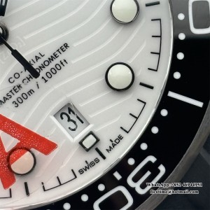 VSF A8800 Seamaster Diver 300M 42mm Ceramic White Dial Black Rubber Strap VSF A8800 42mm  Black Rubber Strap VSF - Image 8