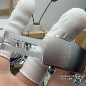 VSF A8800 Seamaster Diver 300M 42mm Ceramic Blue Dial Blue Rubber Strap VSF A8800 42mm  Blue Rubber Strap VSF - Image 2