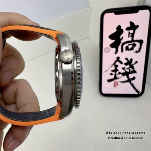 VSF A8900 Planet Ocean 600M 43.5mm 1/4 Orange Grey Dial Black Rubber Strap VSF A8900 43.5mm  Black Rubber Strap VSF - Image 4