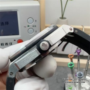 APSF SA3120 AP Royal Oak Offshore 42mm 15710 Black Dial Black Rubber Strap - Image 4