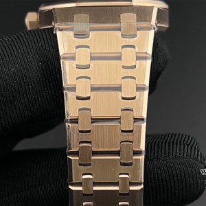 ZF Swiss Quartz AP Royal Oak 33mm 67651 RG Brown Dial RG Bracelet - Image 7