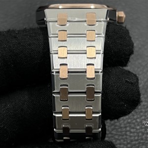 ZF Swiss Quartz AP Royal Oak 33mm 67651 Diamond Bezel RG White Dial RG Bracelet - Image 3