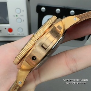 VSF P9000 PAM382 47mm Submersible Bronze Green Dial Green Leather Strap - Image 3