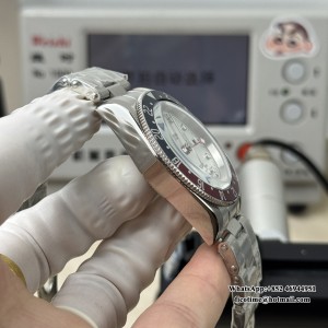 ZF A2824 Black Bay GMT 41mm Blue/Red Bezel White Dial SS Bracelet - Image 3