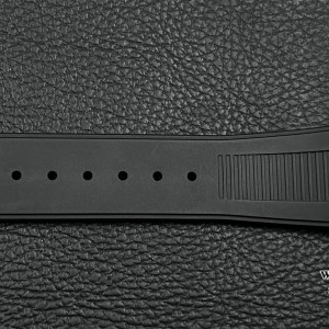 PPF A324SC Nautilus 5711 40mm White Black Rubber Strap - Image 3