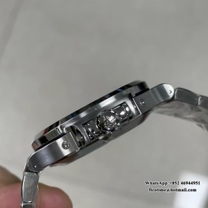 PPF A324SC Nautilus 5726 40mm Grey Dial SS Bracelet - Image 3