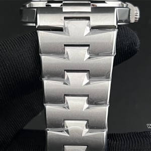 PPF A1226SC Overseas 42mm 47040 Black Dial SS Bracelet - Image 7