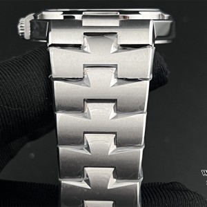 PPF A1226SC Overseas 42mm 47040 Black Dial SS Bracelet - Image 8