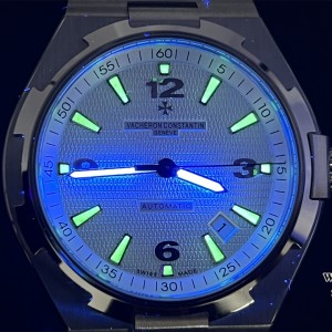 PPF A1226SC Overseas 42mm 47040 White Dial Black Rubber Strap - Image 7