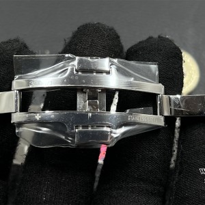 PPF A1226SC Overseas 42mm 47040 Grey Dial SS Bracelet - Image 5