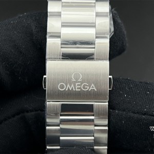 VSF A8900 Omage Aqua Terra 150m 2024 41mm SS/SS Black Dial - Image 8