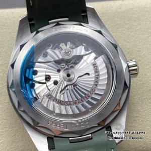 VSF A8938 Aqua Terra 150M 43mm Worldtimer SS/RU Green Dial - Image 4