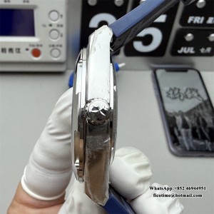 8F A5100 Overseas 4500V 41mm Blue Dial Blue Rubber Strap - Image 9