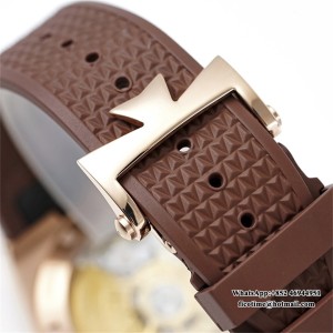 8F A5100 Overseas 4500V 41mm Silver Dial RG Brown Rubber Strap - Image 4