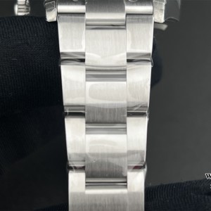 VSF VS3230 Explorer I 124270 36mm SS Bracelet Black Dial - Image 4