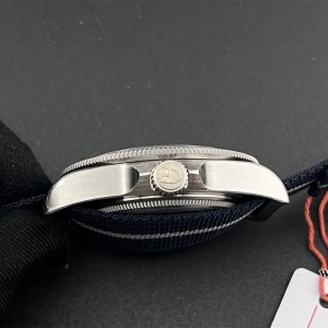 M+ 8N-24 Pelagos 42mm Titanium Blue Ceramic Bezel Blue Dial Nylon Strap - Image 7