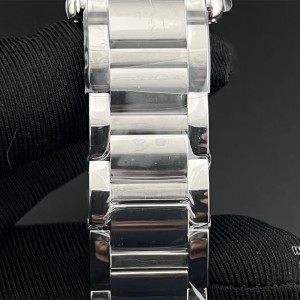 K11F Swiss Quartz Tank Must Medium 25.5mm White Dial SS Bracelet - Image 6