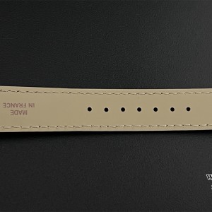 F1F Swiss Quartz Santos Dumont 43.5*31.4mm RG White Dial Black Leather Strap - Image 5