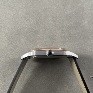 F1F Swiss Quartz Santos Dumont 43.5*31.4mm RG/SS White Dial Black Leather Strap - Image 5